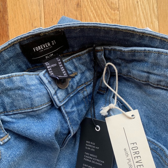 Slim distressed jeans.  Mens jeans but perfect for anybody! Perfect for fall! - Picture 5 of 5